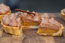 Cargar imagen en el visor de la galería, Maracuya con chocolate