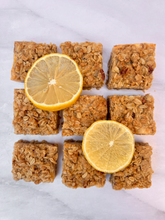 Cargar imagen en el visor de la galería, Cuadritos de limón y frambuesa
