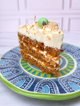 Cargar imagen en el visor de la galería, Pastel de Zanahoria
