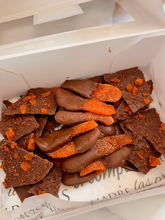 Cargar imagen en el visor de la galería, Caja de Chocochile
