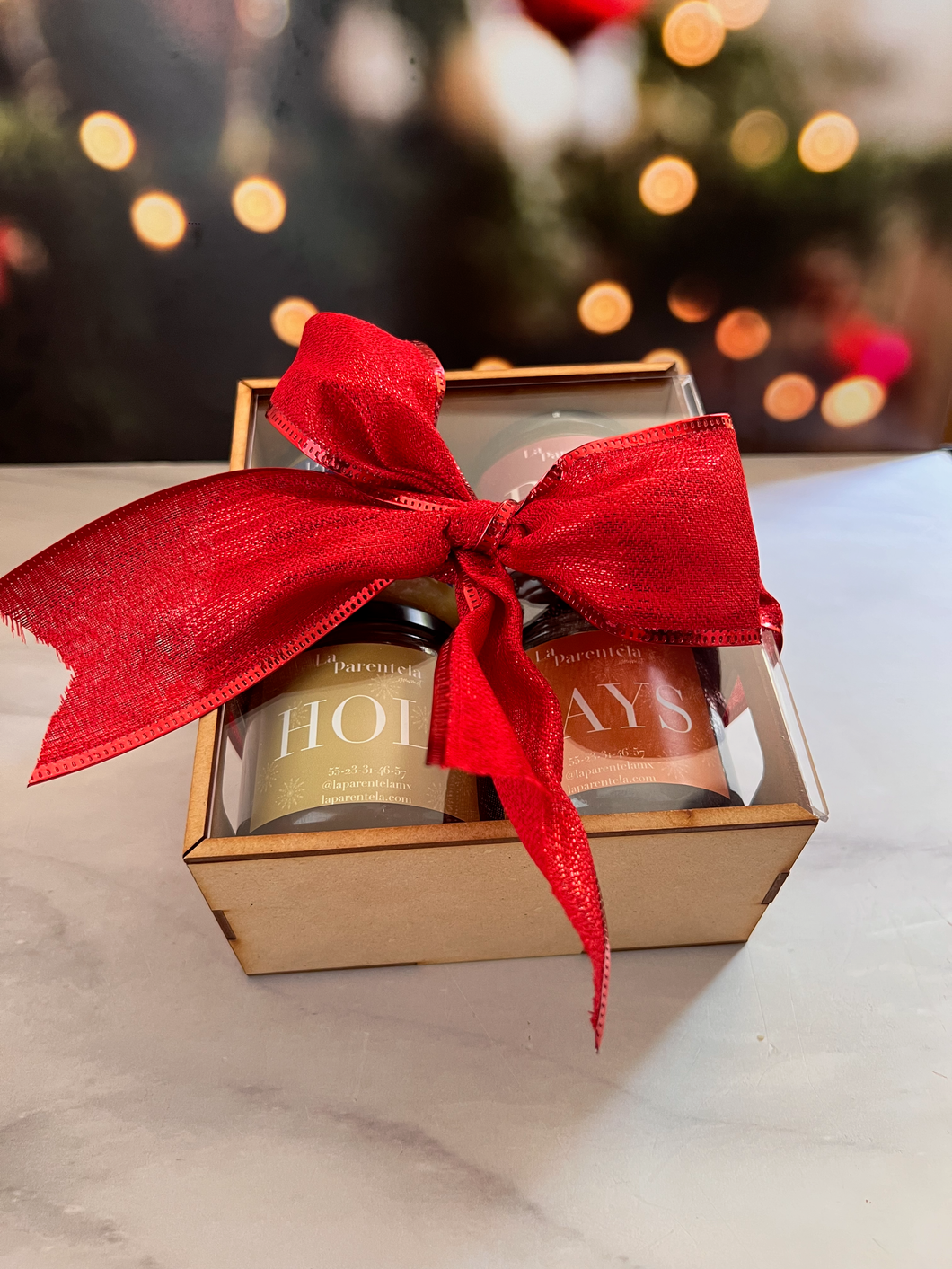 Caja con 4 jars de spreads