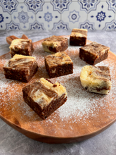 Cargar imagen en el visor de la galería, Brownies de Philadelphia
