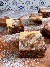 Cargar imagen en el visor de la galería, Brownies de Philadelphia
