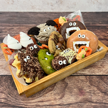 Cargar imagen en el visor de la galería, Charola de Postres de Halloween
