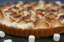Cargar imagen en el visor de la galería, Tarta de S&#39;mores
